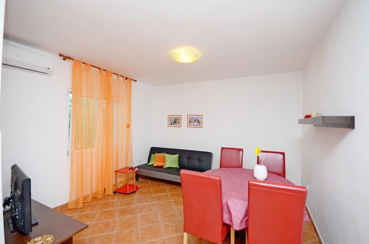 Apartments Jadranka Rogoznica  Exterior foto